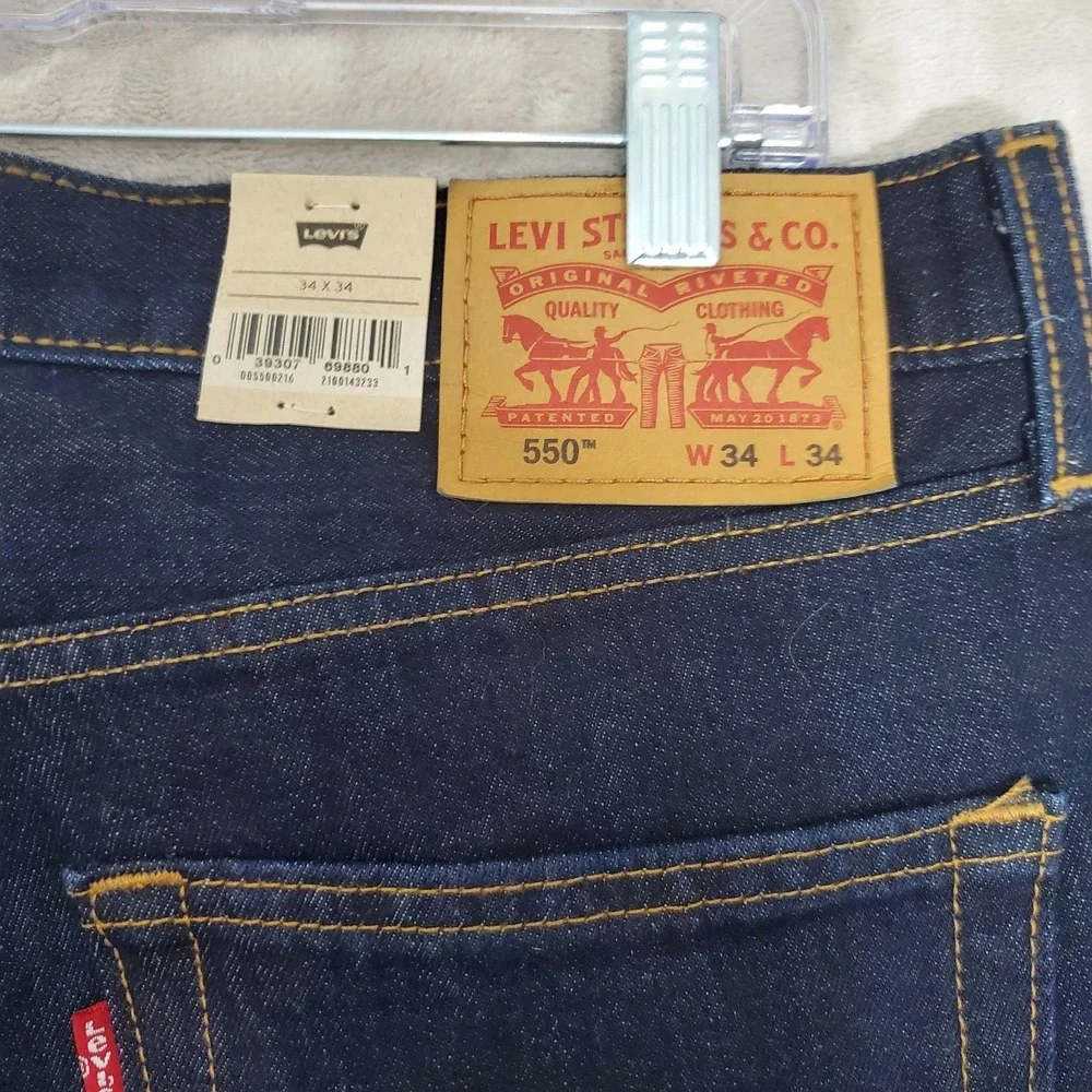 Levi's 550 Relaxed Jeans Mens 34x34 100% Cotton Dark Blue Denim Cowboy NWT